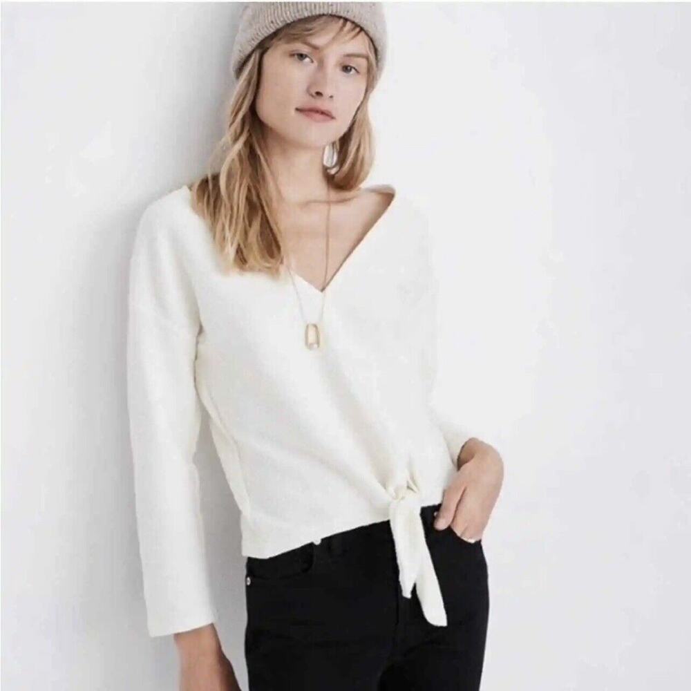 Madewell Texture & Thread Ribbed Knit Top M Ivory V-Neck Tie-Front Long Sleeve